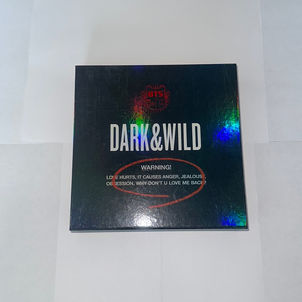 Bts Dark and Wild album